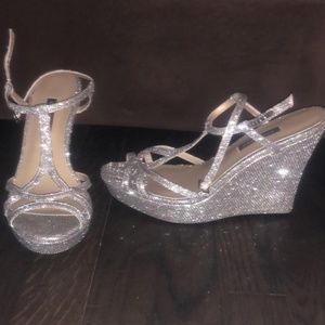 Caparros Silver Wedges